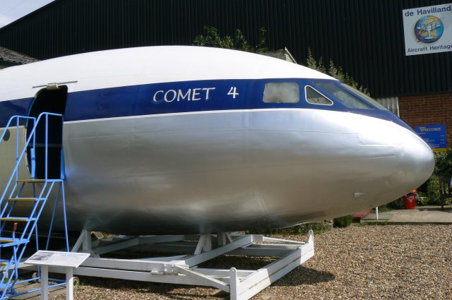 Comet 4 Nose