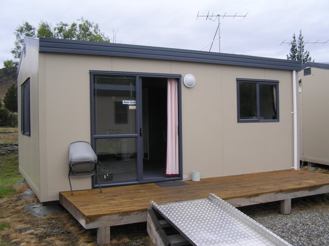 Alexandra Cabin