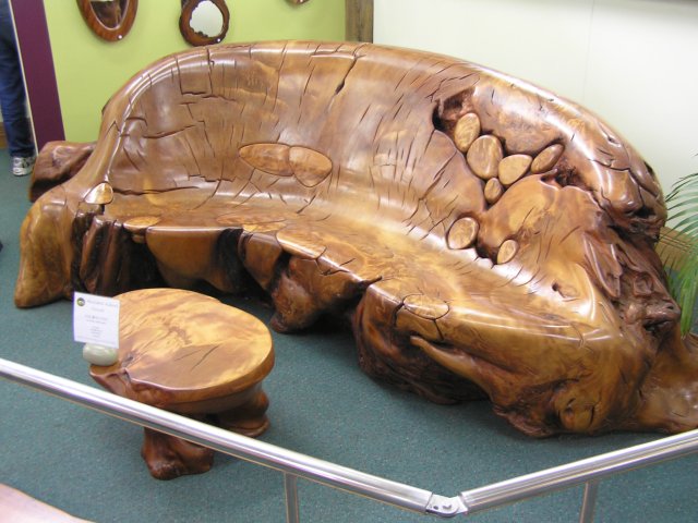 Kauri Sofa