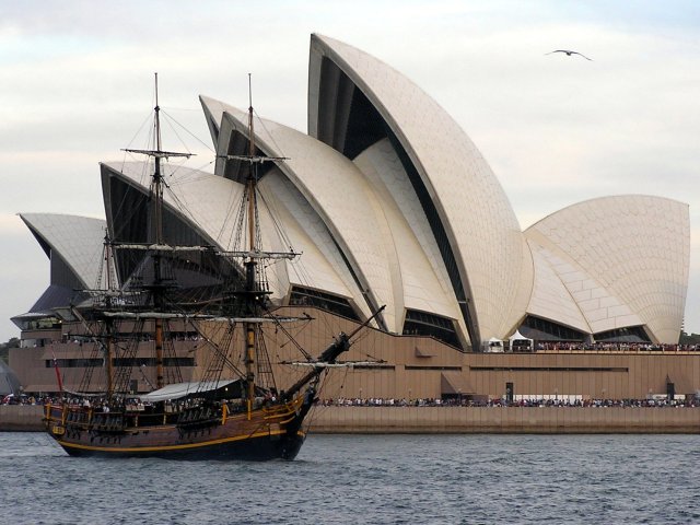 Opera House and HMS Bounty