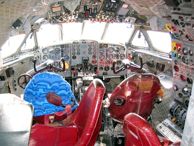 Comet 4 Simulator Cockpit