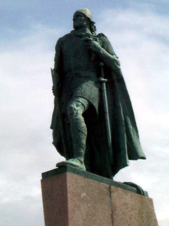 Statue Front