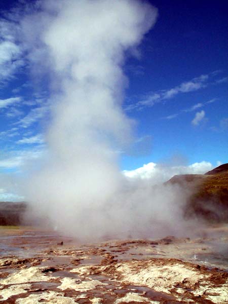 Strokkur errupting
