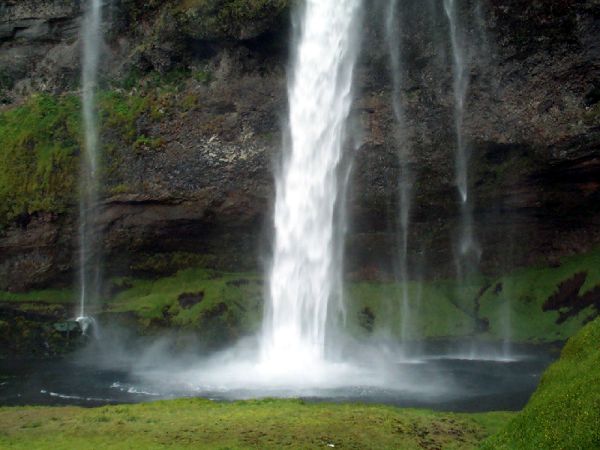 Seljalandsfoss 2